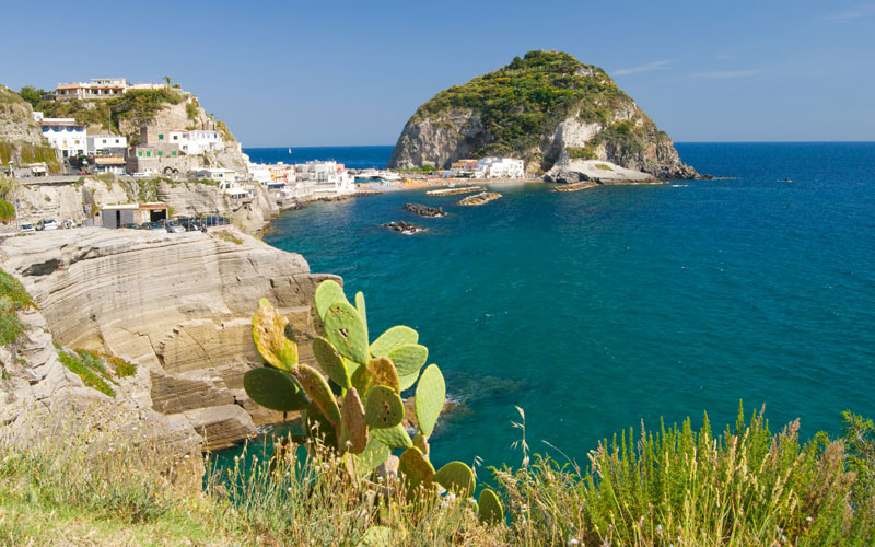 VIAGGIO ALLA SCOPERTA DELLE PERLE DEL TIRRENO